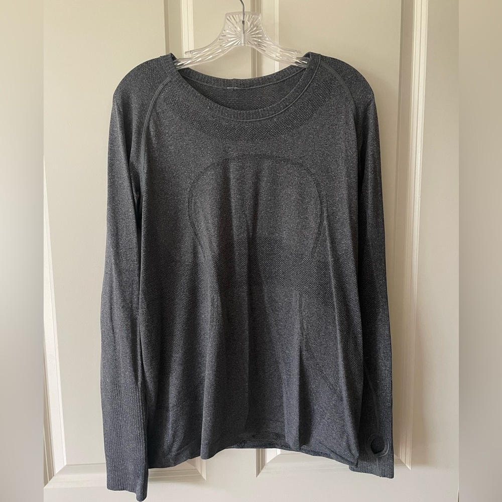 Lululemon swiftly tech long sleeve